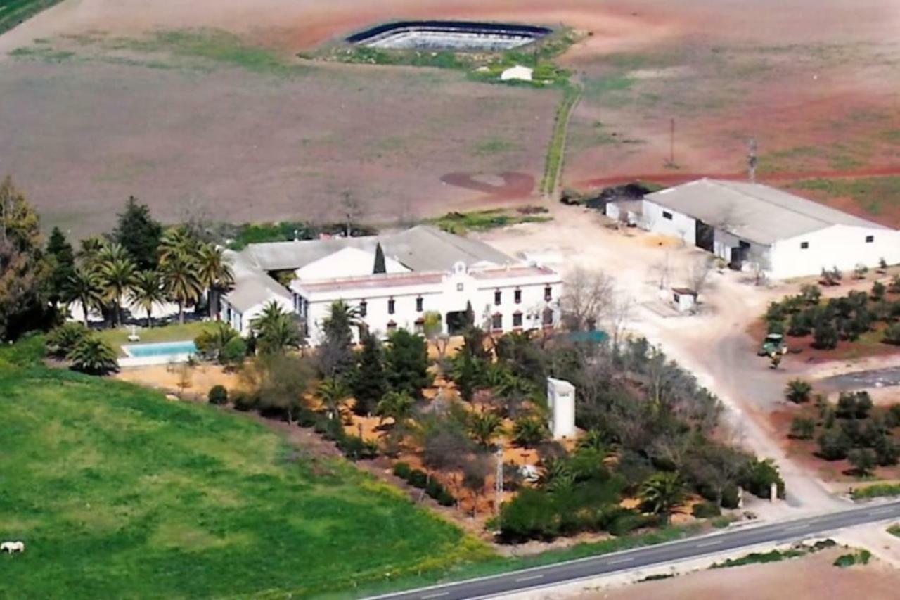 Hacienda Chambergo Casa En La Campina Sevillana Écija Kültér fotó
